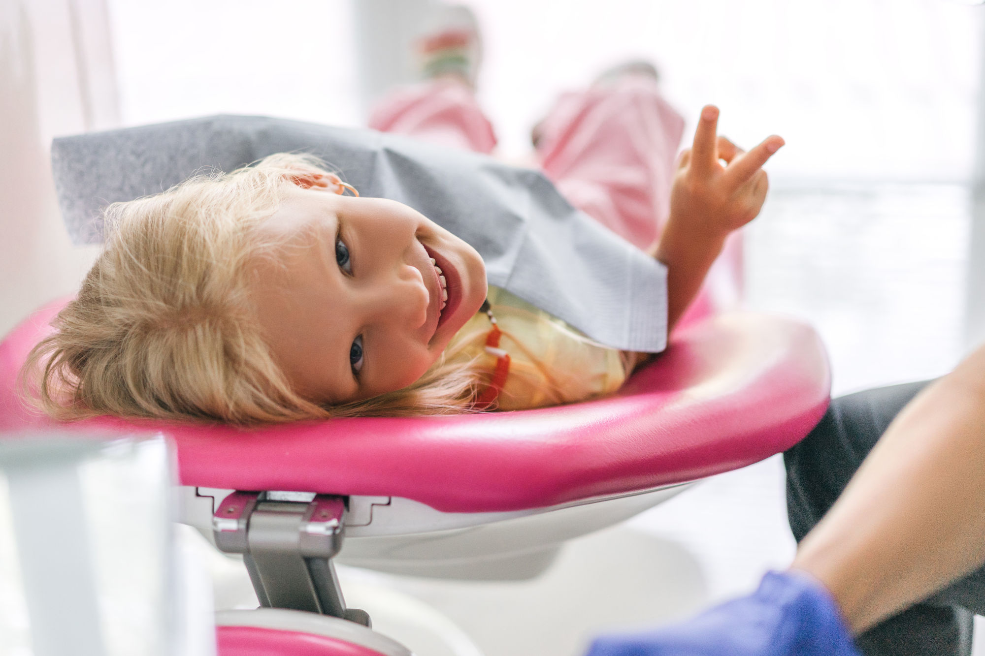 Première Visite Chez le Dentiste : À Quel Âge et Comment la Préparer ?